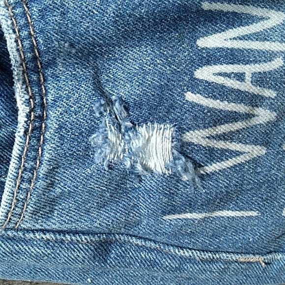 Nwt Denim Skirt ( Size 4) - Picture 8 of 12